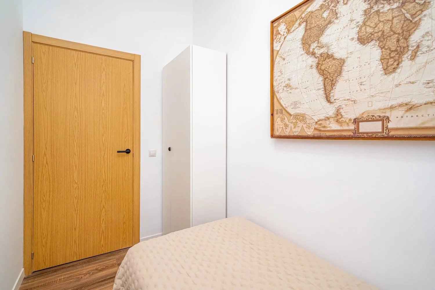 B8dadc484390ff390d3b0e54257929c4 90af9d0a74 1500 original - Translation missing: en.helpers.application.image_tag.default_alt