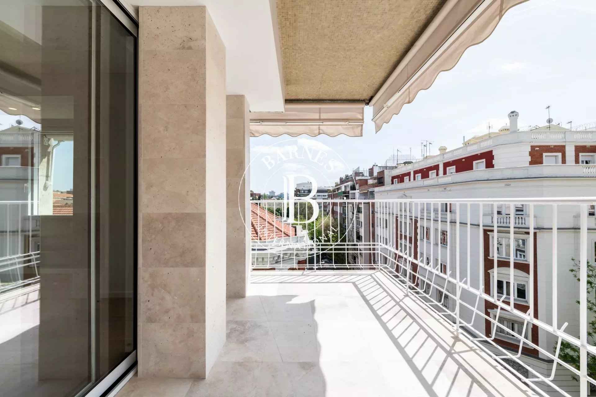 80f6fae2f51b00f950a391b8da9c99c4 f9243ce115 1920 original - Attribut alt par défaut.