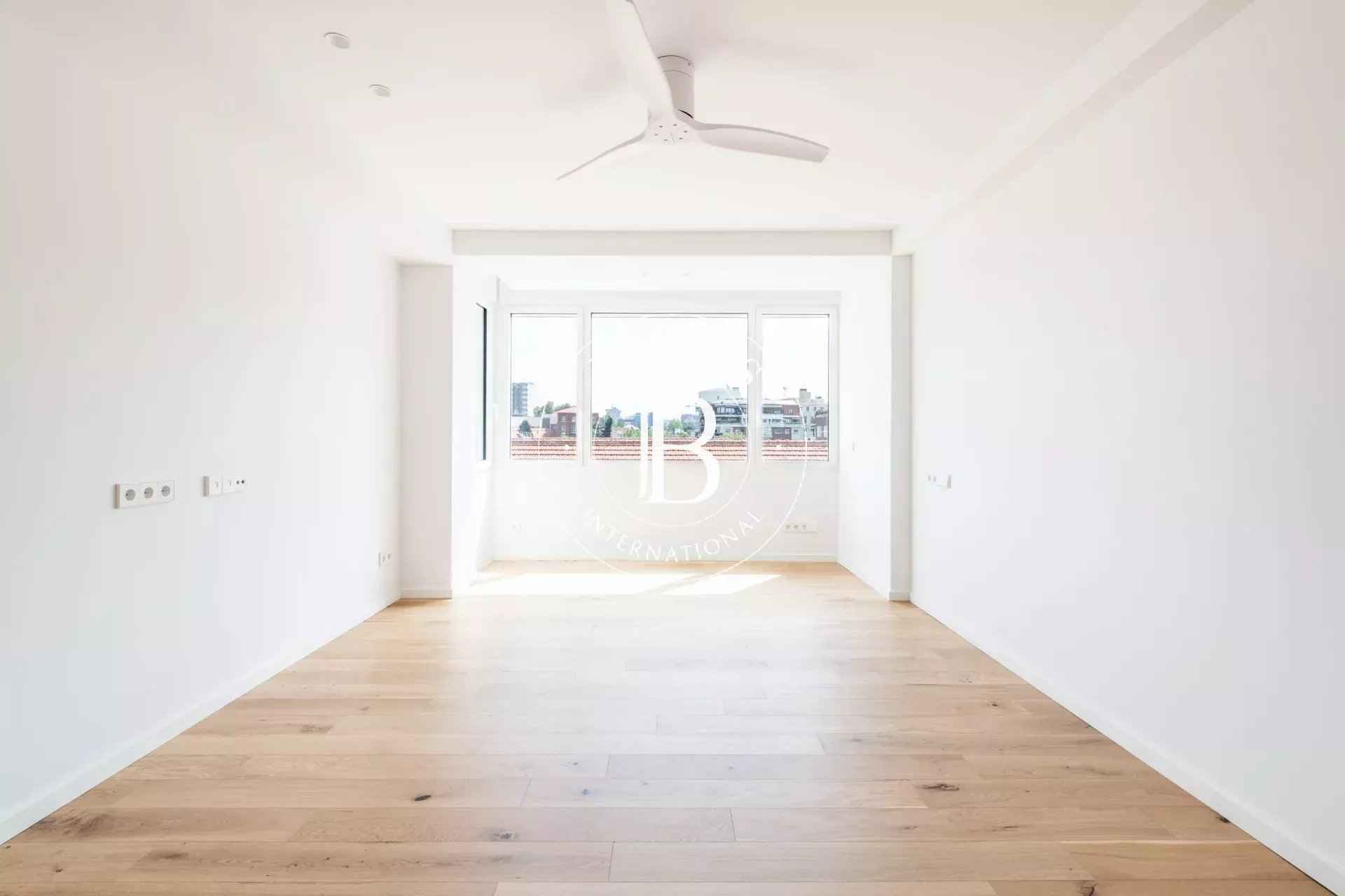 0961d524cd226ff86629351643aa39c0 38129f1e52 1920 original - Attribut alt par défaut.