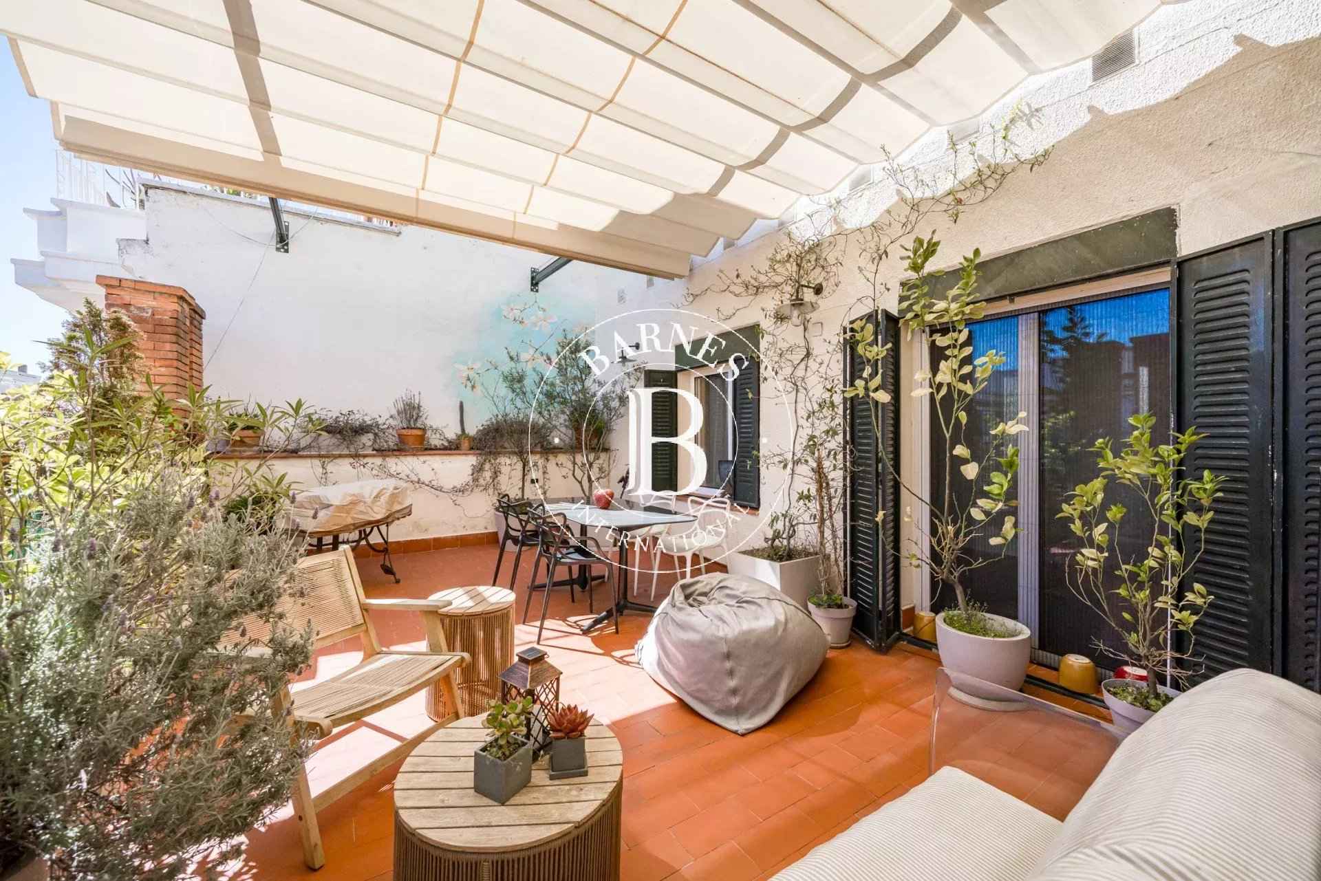 Fbbd49bb8da2eef3a873e49194a4776e c958353d13 1920 original - Attribut alt par défaut.