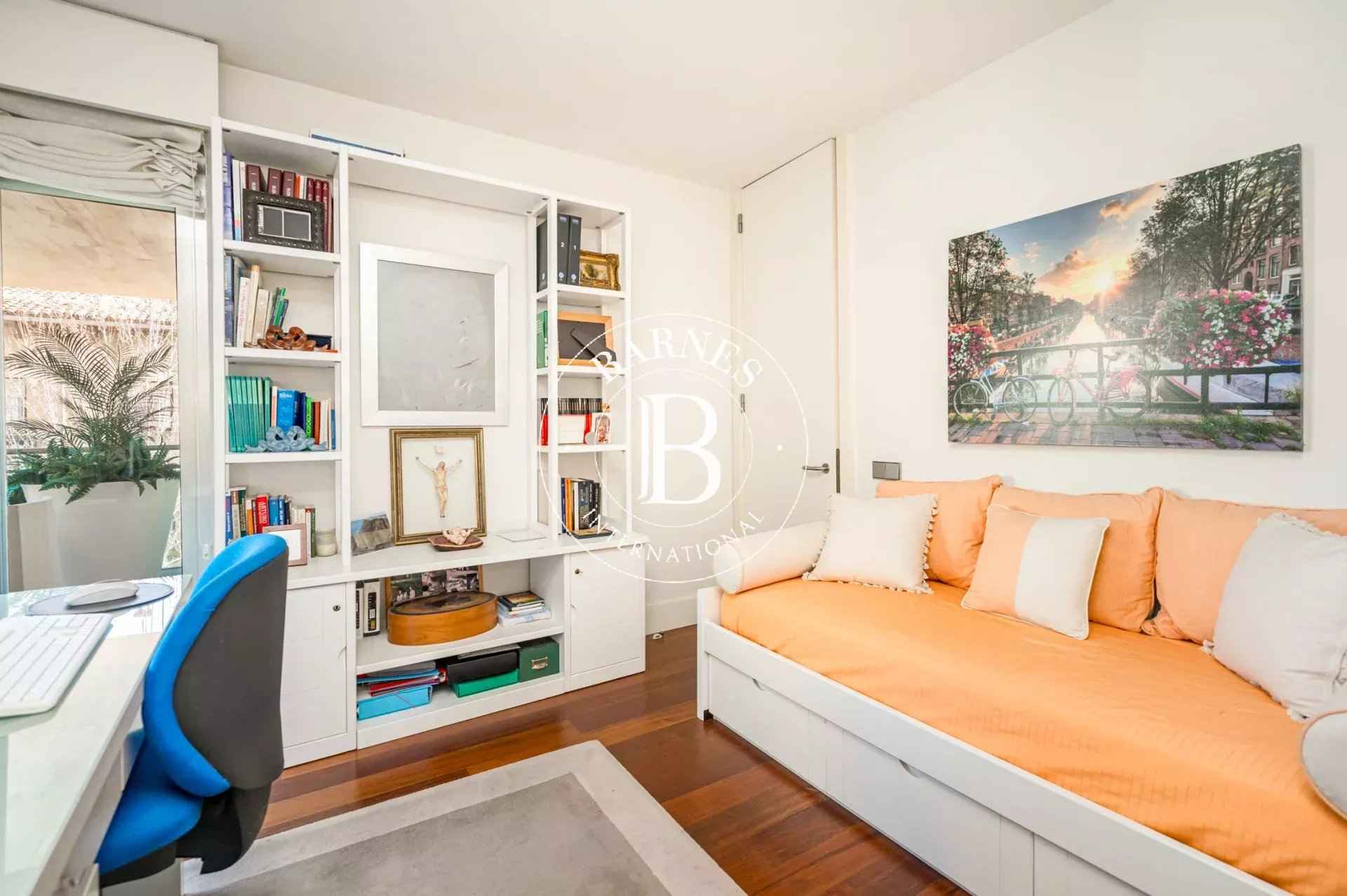 7f214a3cdf2ddfca148f45e68bc5a1cb a6b468fa33 1920 original - Attribut alt par défaut.