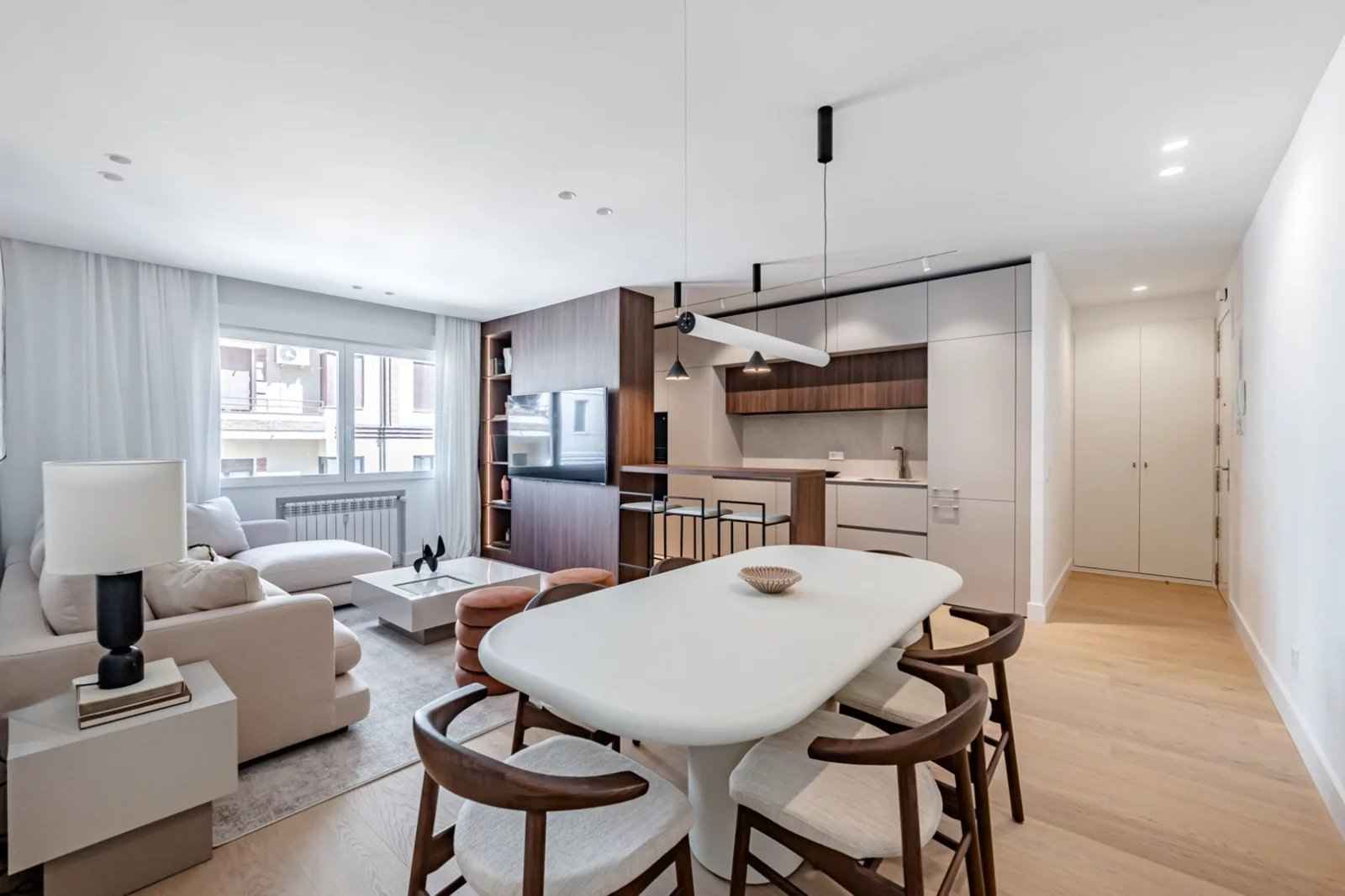 6e02efdc97cd424eedd190d85ddbcbf6 7515b034a8 1600 original - Attribut alt par défaut.