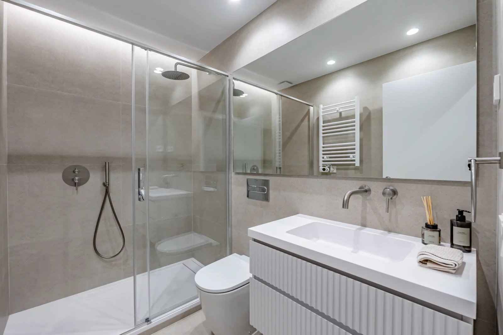 12ad7b21e41f7f542b14b20551fd53f8 ae4f590c81 1600 original - Attribut alt par défaut.