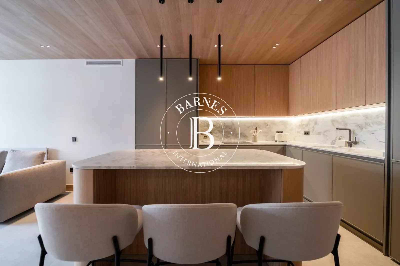 Fccad9f2bb963f1d9ea5e1eac4ec5cf1 acc52fd59b 1600 original - Translation missing: en.helpers.application.image_tag.default_alt