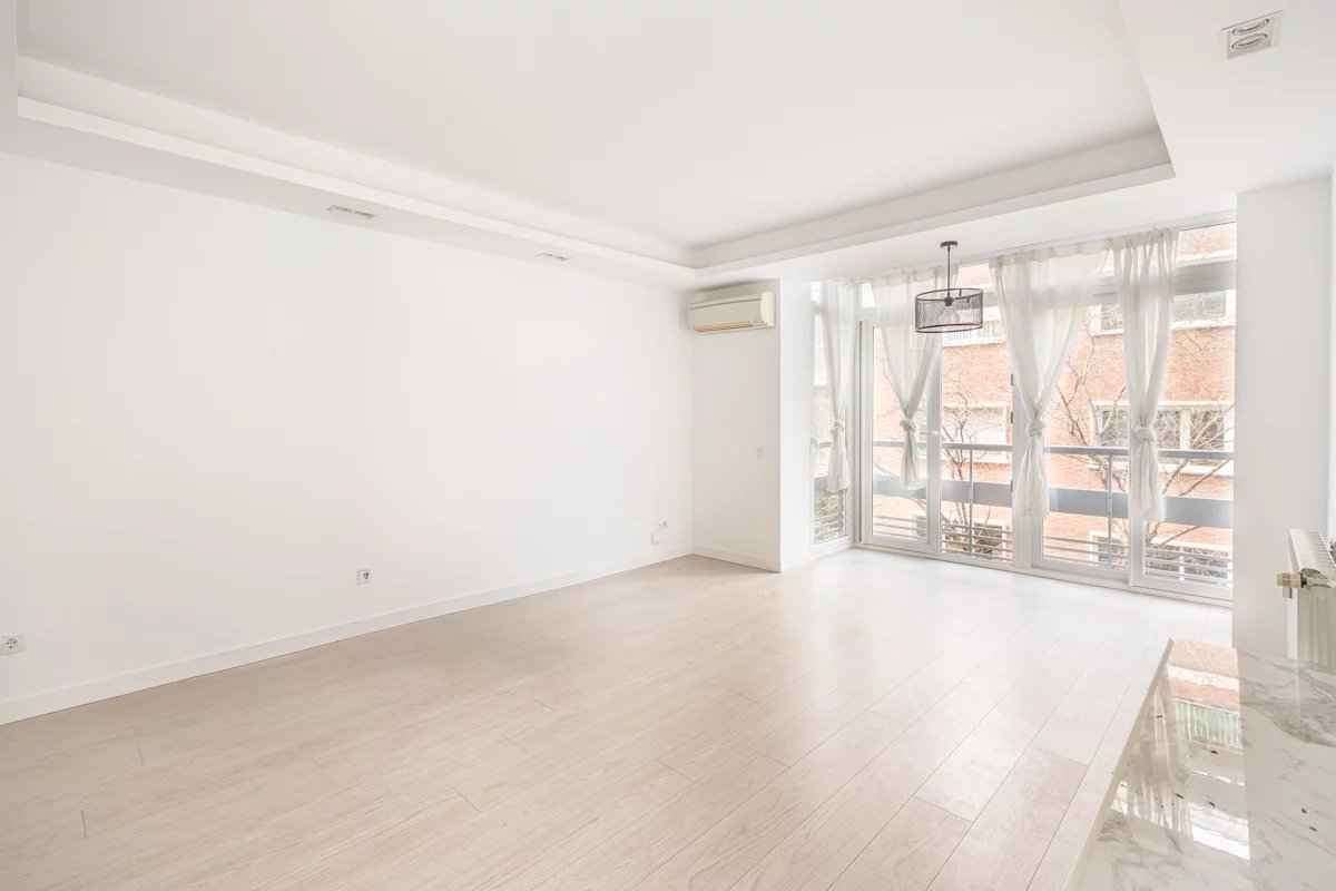 440c60f1037d4fbea852fbc383b99590 27e9e8c3e6 1200 original - Attribut alt par défaut.