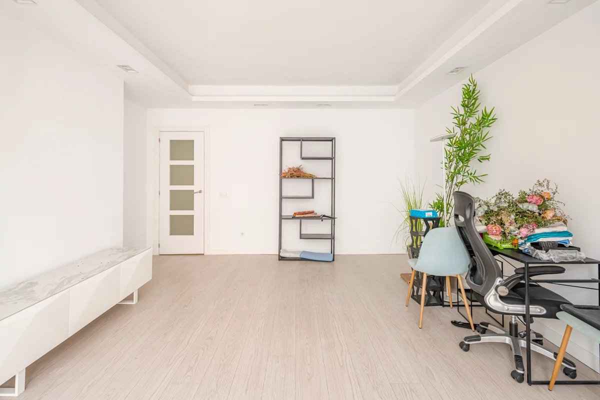 A26b87c9937555c0268e60cfb2bb9a4a d843d06695 1200 original - Attribut alt par défaut.