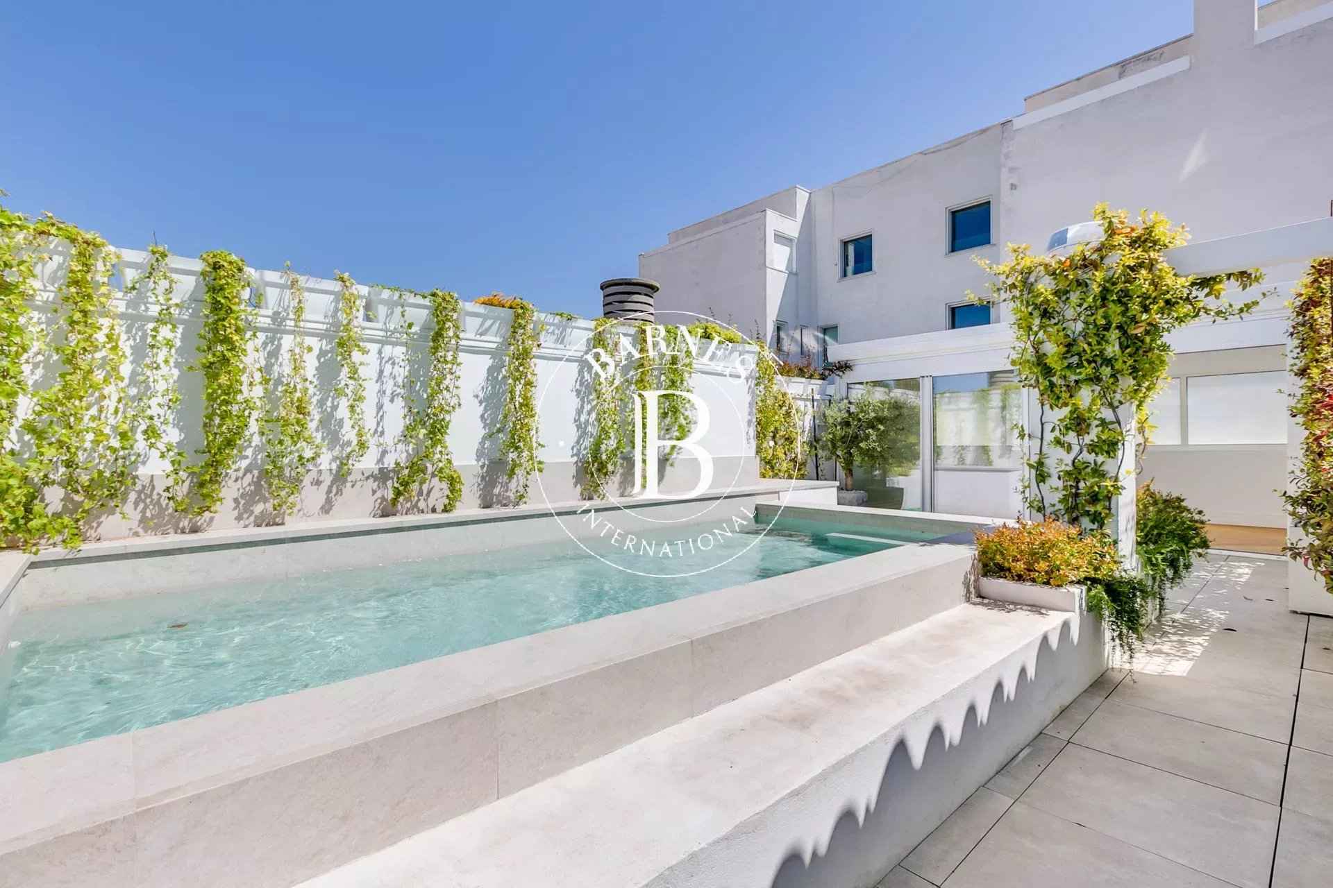 84d9b42cb2678851ad0338afc99bd12c 2d11eee9f5 1920 original - Attribut alt par défaut.