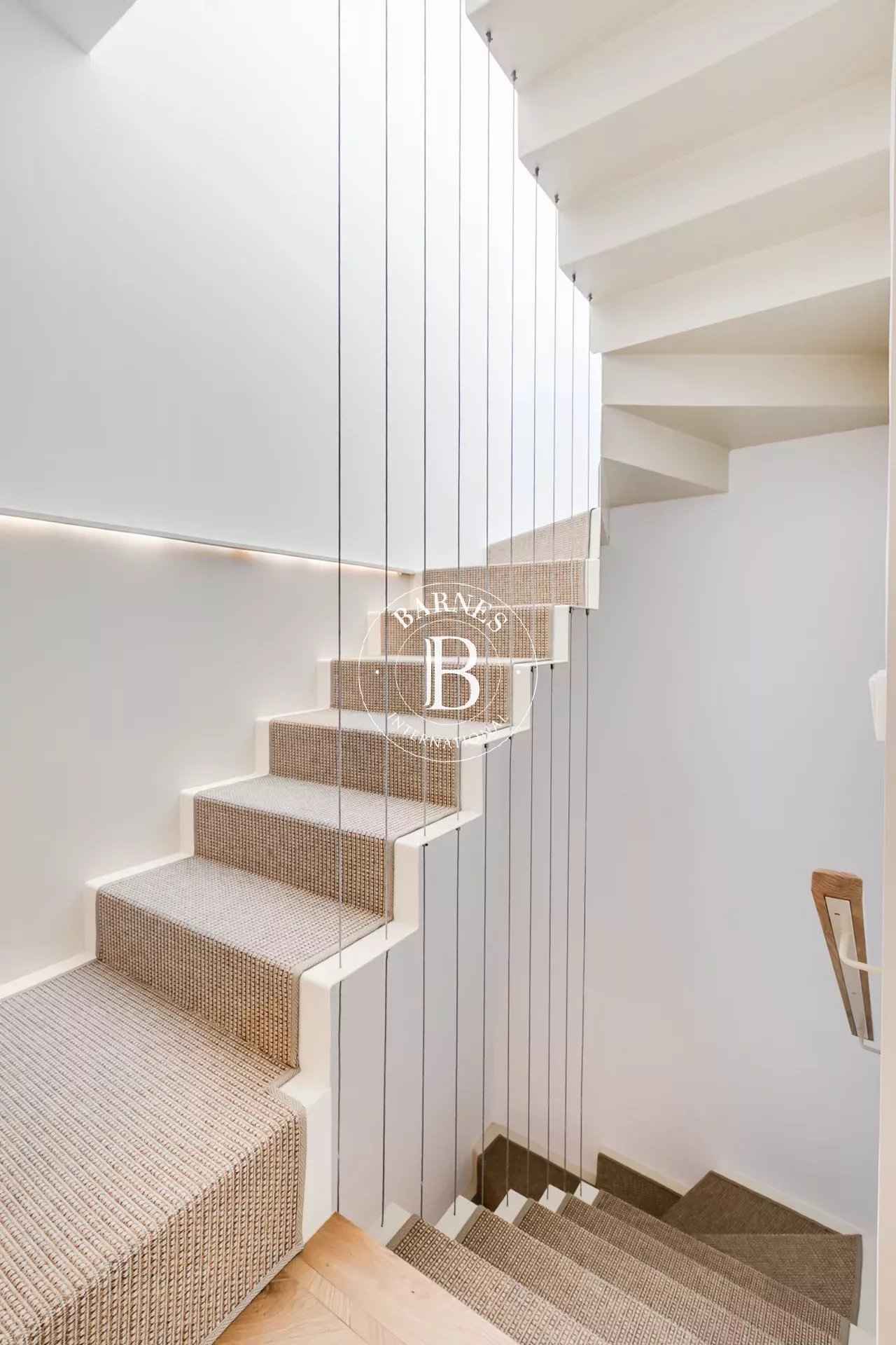 27585f5ad1f9d0b20855ea6991869898 b76e669605 1920 original - Attribut alt par défaut.