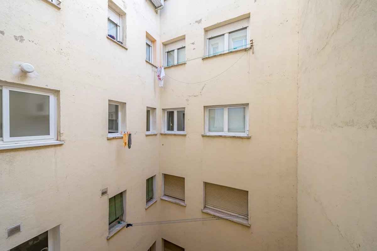 Ea7d534c73cd6f48793f40e5a502f659 fa99c94e79 1200 original - Attribut alt par défaut.