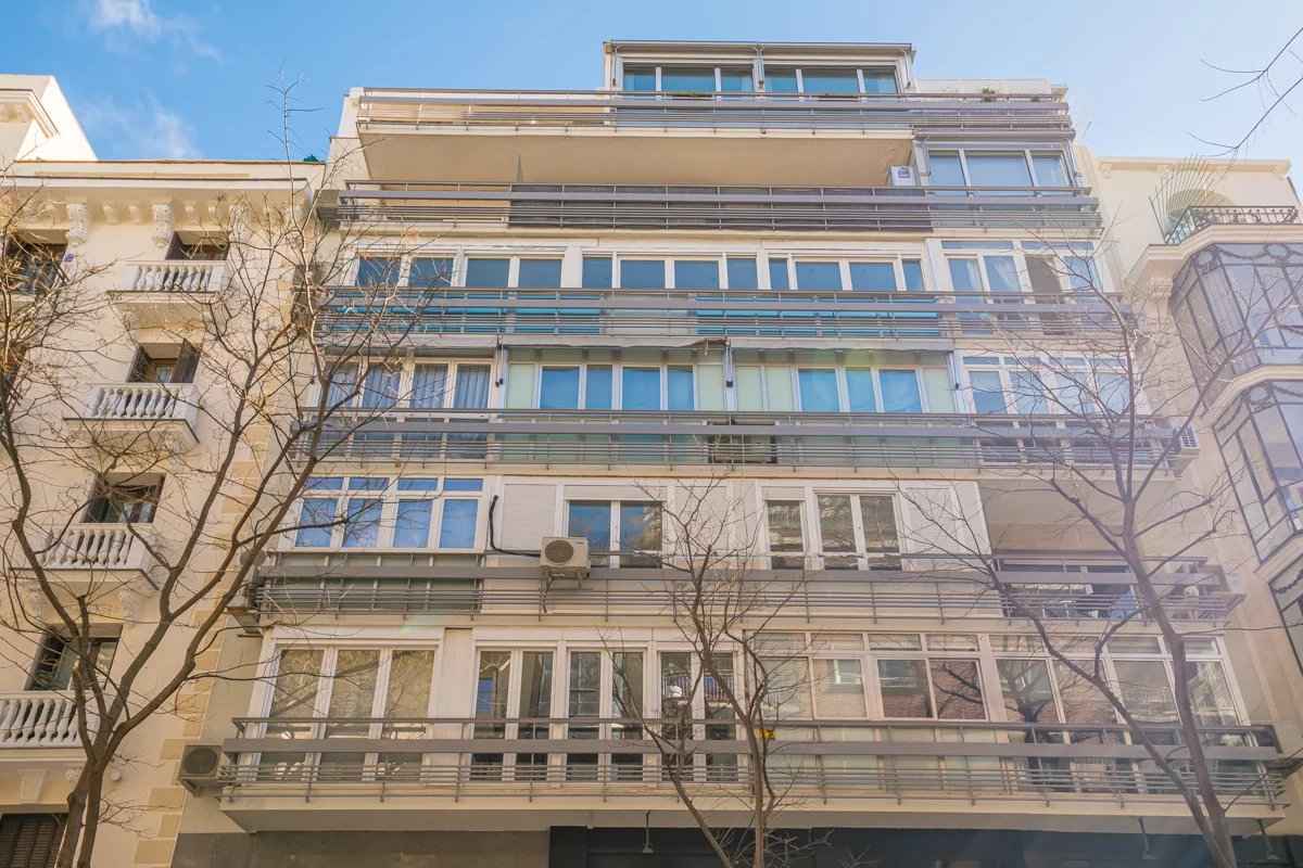 7ece239746f3d41932b3ad1a5b195a4f 93c957de3f 1200 original - Attribut alt par défaut.