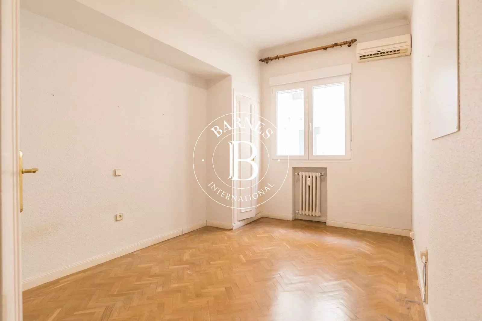 Ef6bc4719043cf9ccb3317768652ee49 f59f22fe5b 1600 original - Attribut alt par défaut.