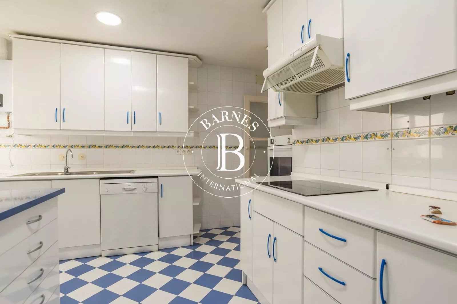 64d820b9238315877b635e330b93d3d6 5c72a49a2b 1600 original - Attribut alt par défaut.