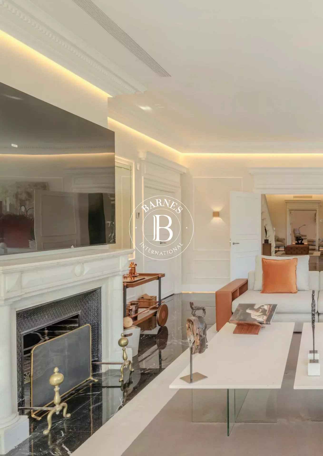 75d29481e50f5e686a0b9a98245d210d f88fdf2a1f 1920 original - Translation missing: en.helpers.application.image_tag.default_alt