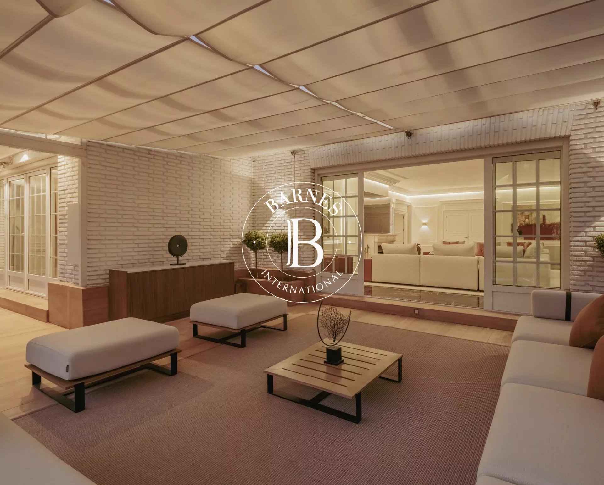 00efe21e11834c4d1ebd5f7ce20aa35f d59f3b3a0a 1920 original - Translation missing: en.helpers.application.image_tag.default_alt