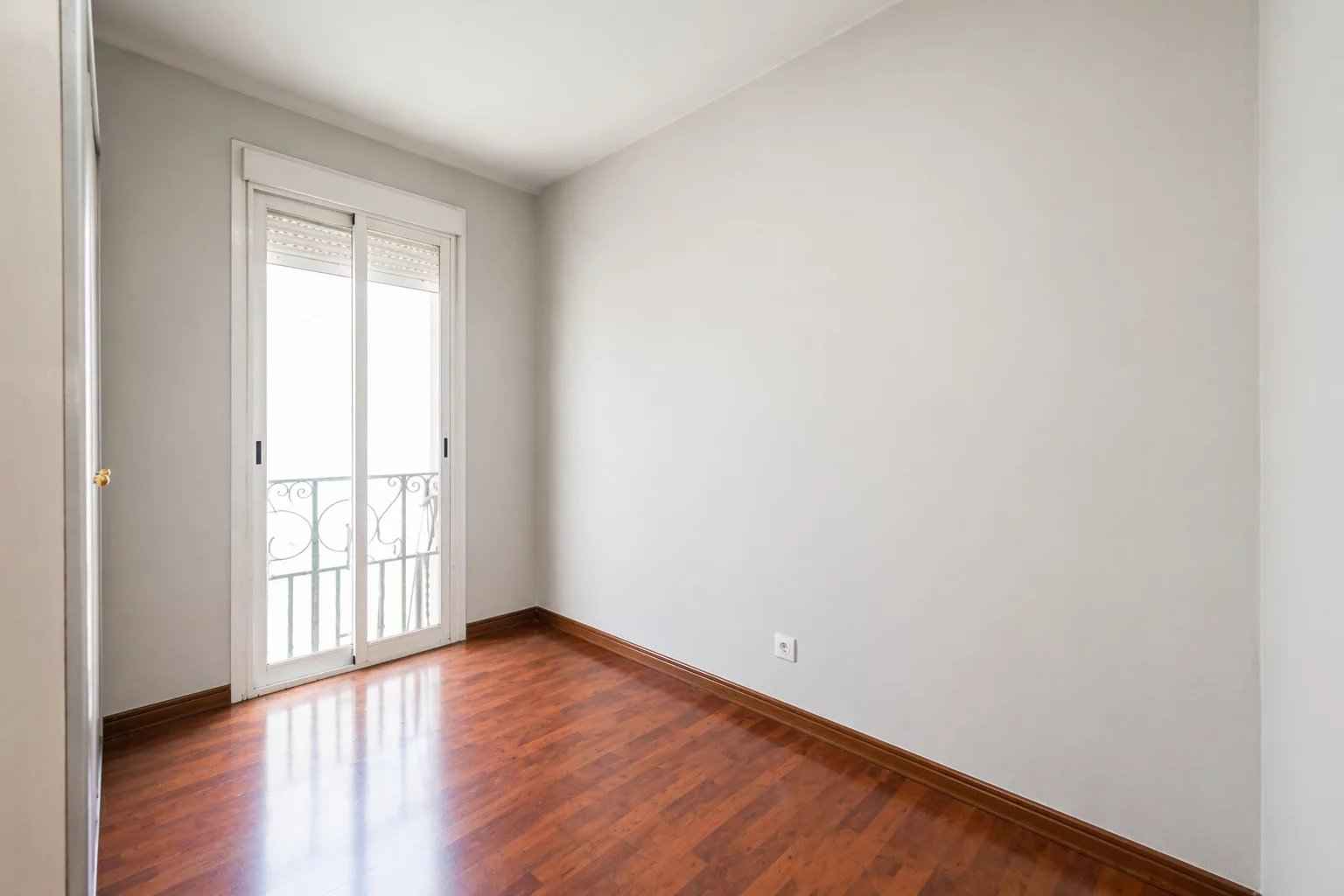 0a34c91fe0695cfdec86abfc350b2f89 f5a929270c 1536 original - Translation missing: en.helpers.application.image_tag.default_alt