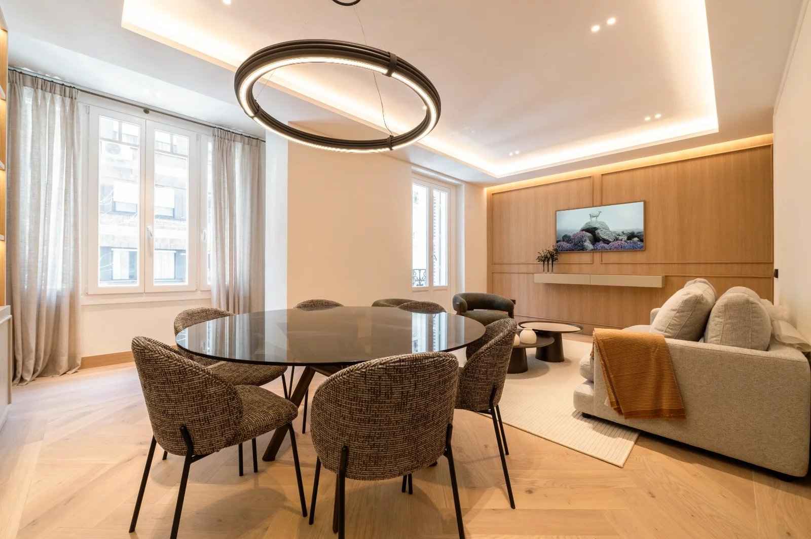 31d2f30bf19f80cd0b8f6923fa485123 0be5c8c5c4 1600 original - Attribut alt par défaut.