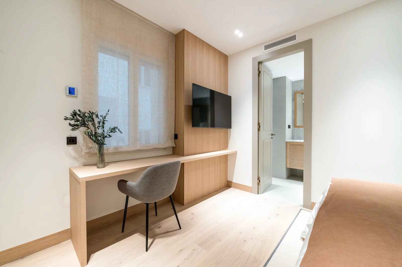 801b024fede136be711f9e46916920d7 07b9238818 1600 original - Attribut alt par défaut.