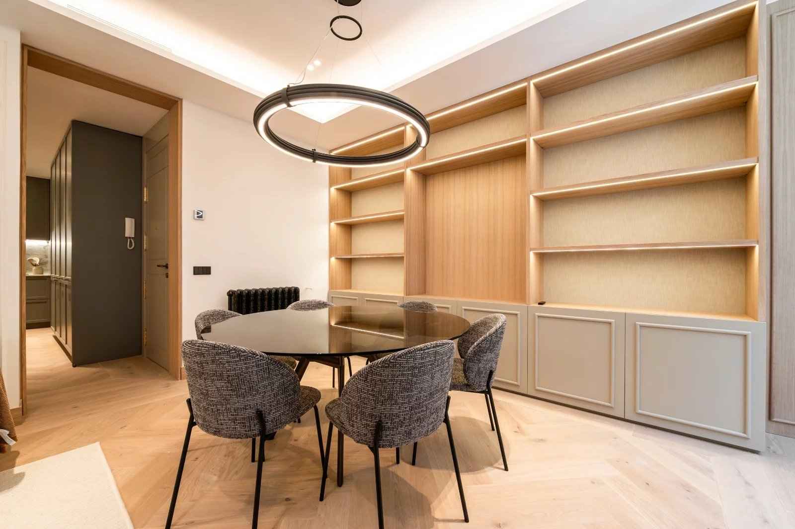 Ef1c040cde8525540ff2a3e56628546f 631b65d88f 1600 original - Attribut alt par défaut.