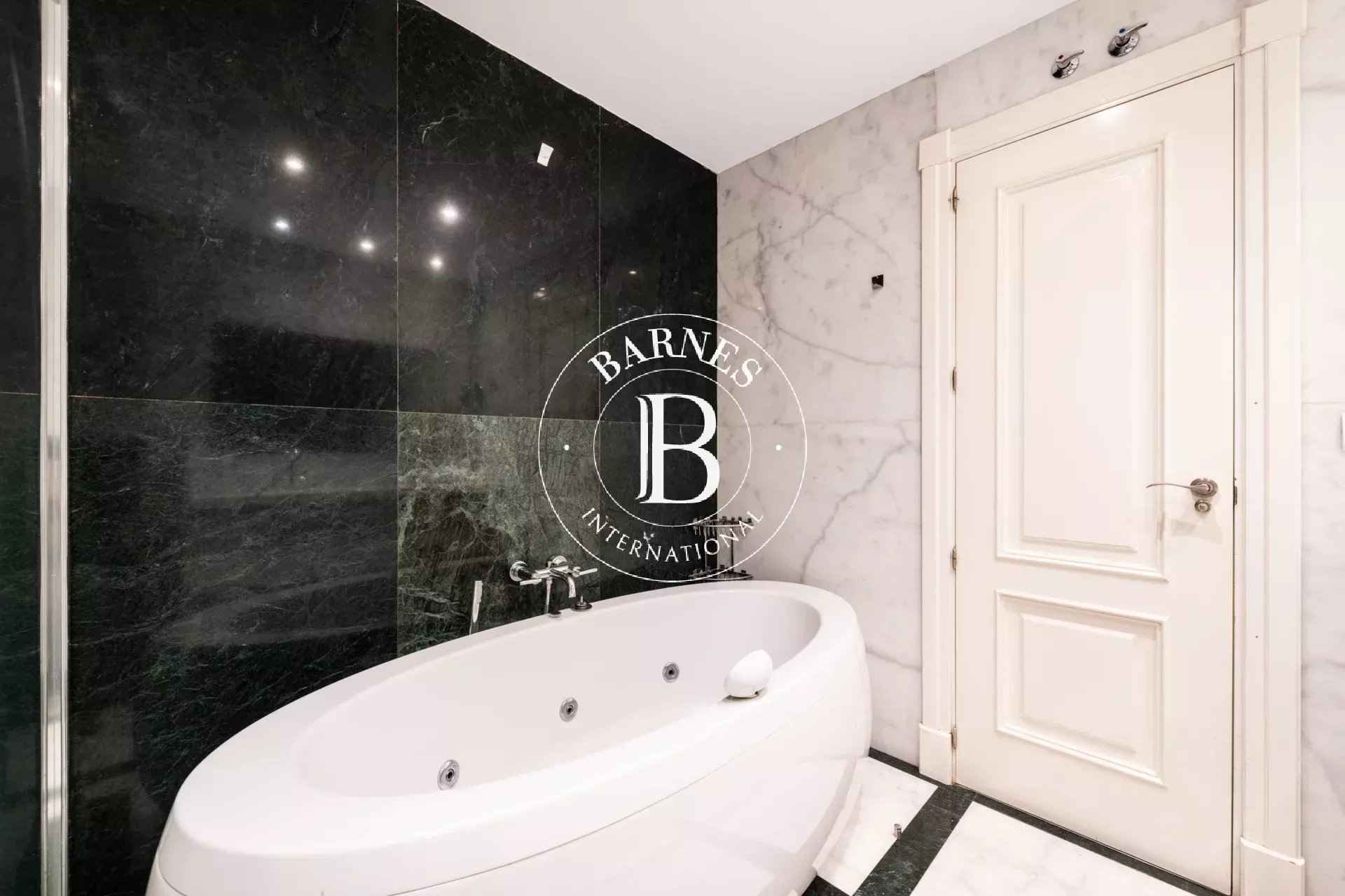 85619265 021 - Attribut alt par défaut.