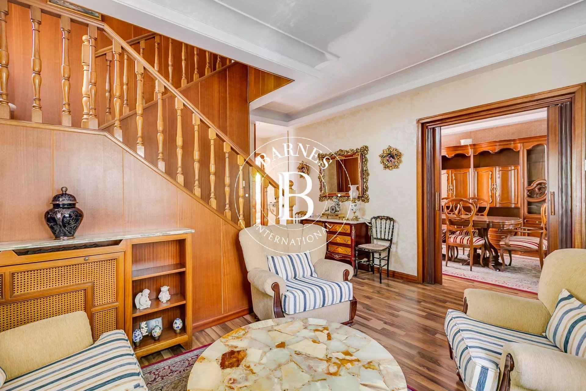 85974247 015 - Attribut alt par défaut.