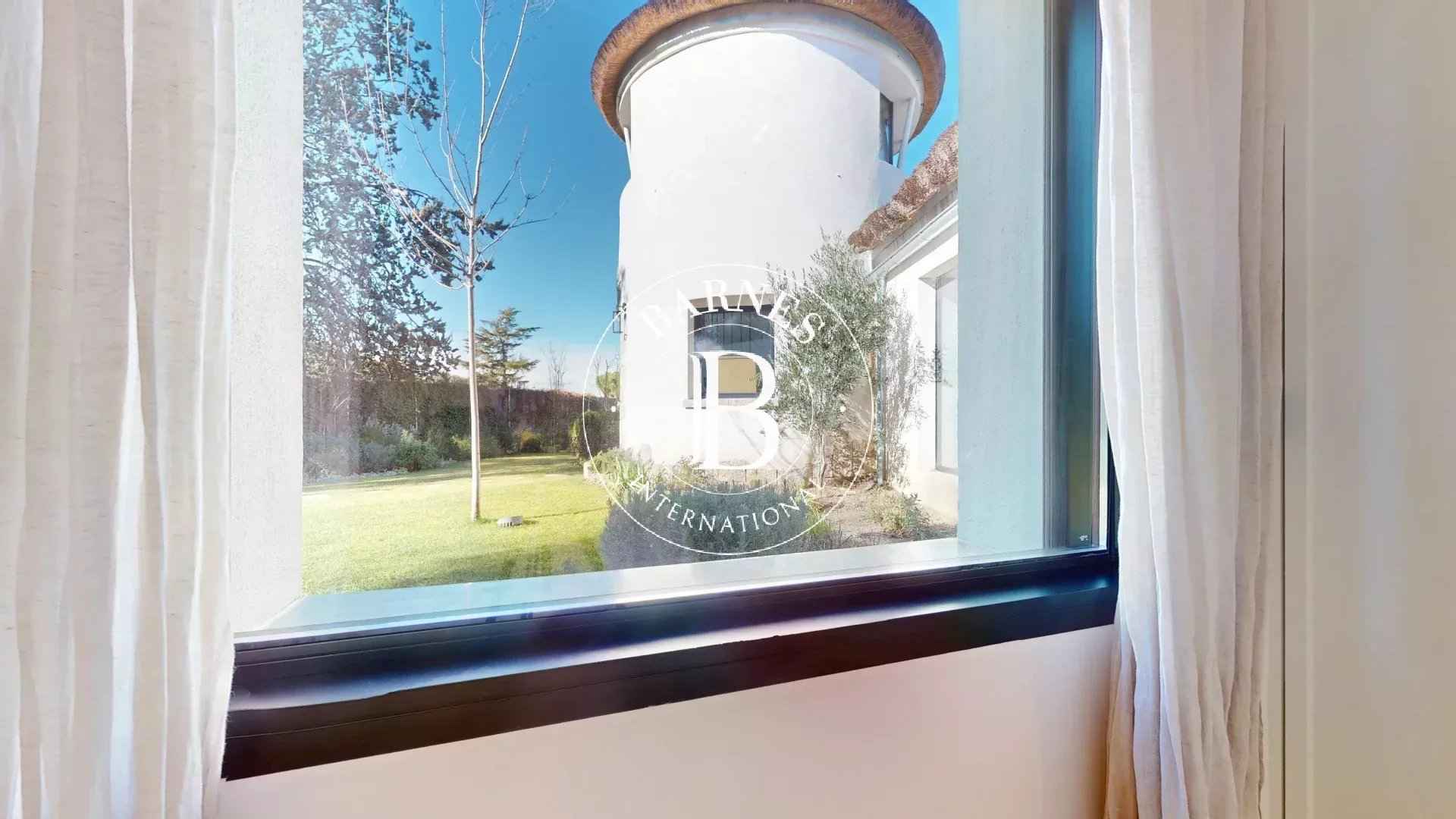 86853087 018 - Attribut alt par défaut.