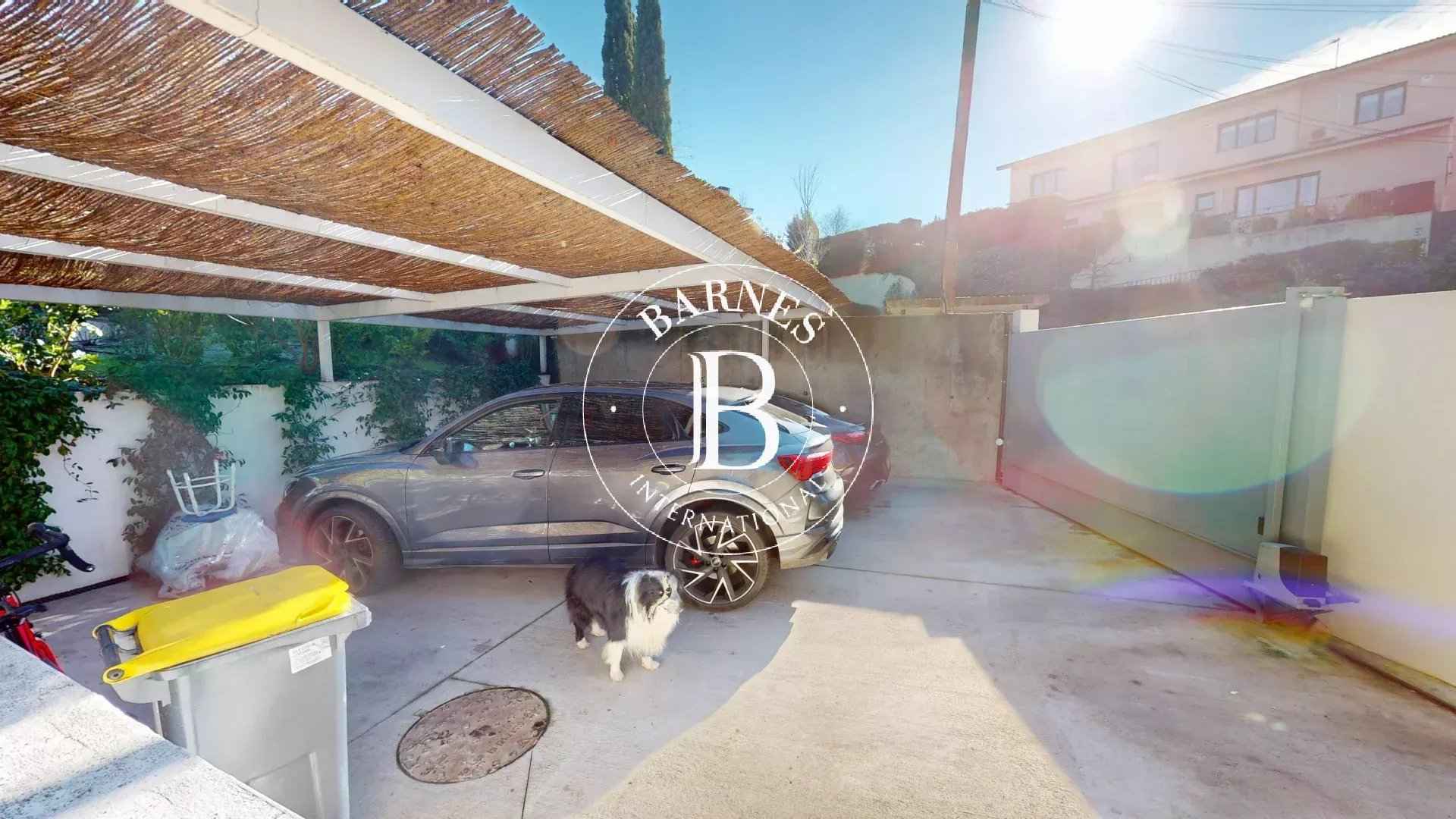 86853087 020 - Attribut alt par défaut.