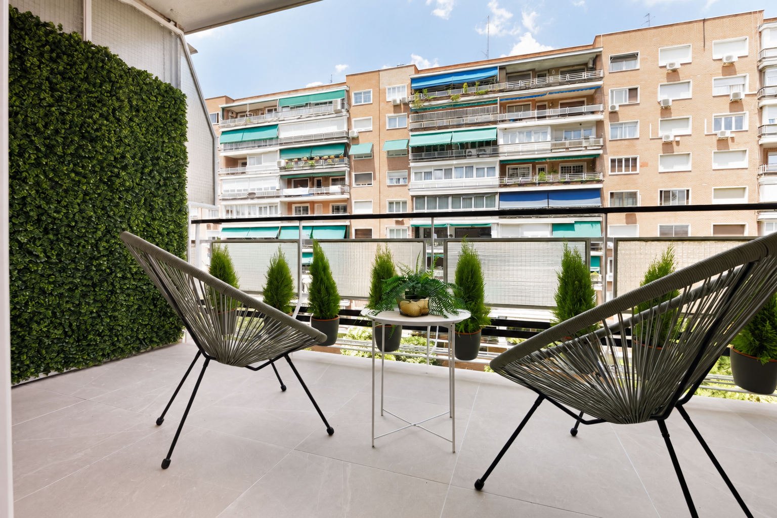 Terraza 201 - Attribut alt par défaut.
