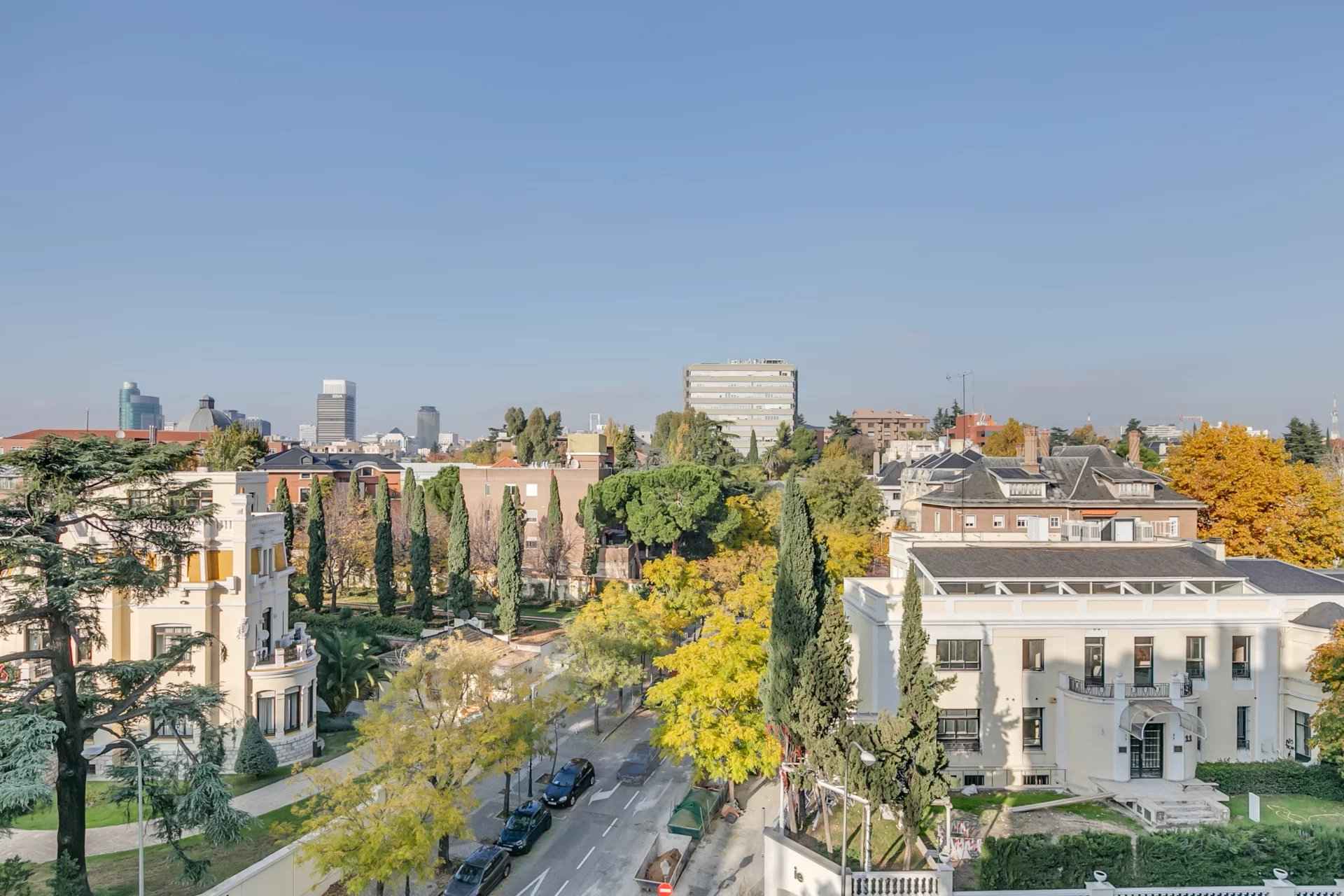 Vues d’un immeuble de luxe Madrid