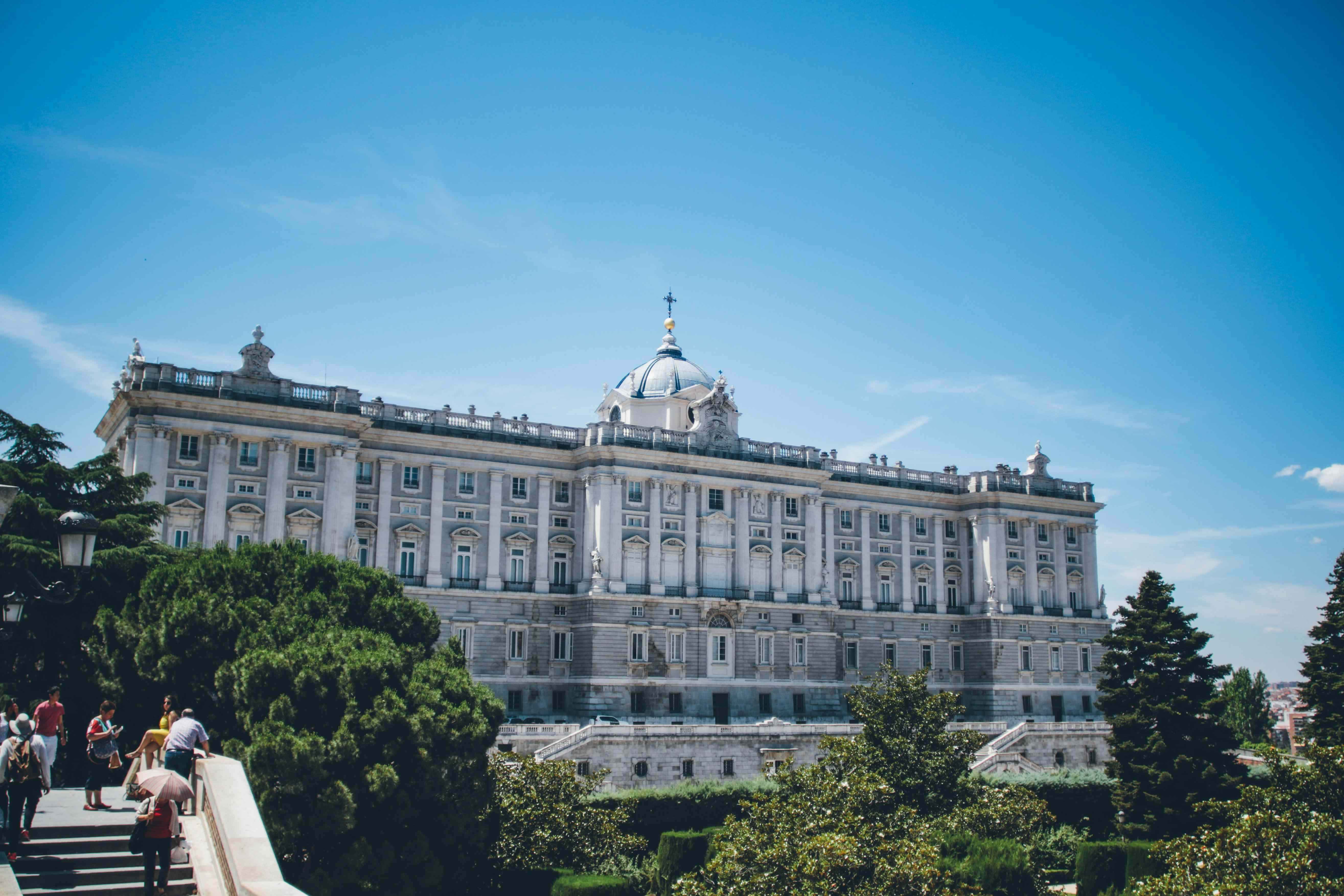 Mejores barrios para comprar piso en Madrid | BARNES Madrid