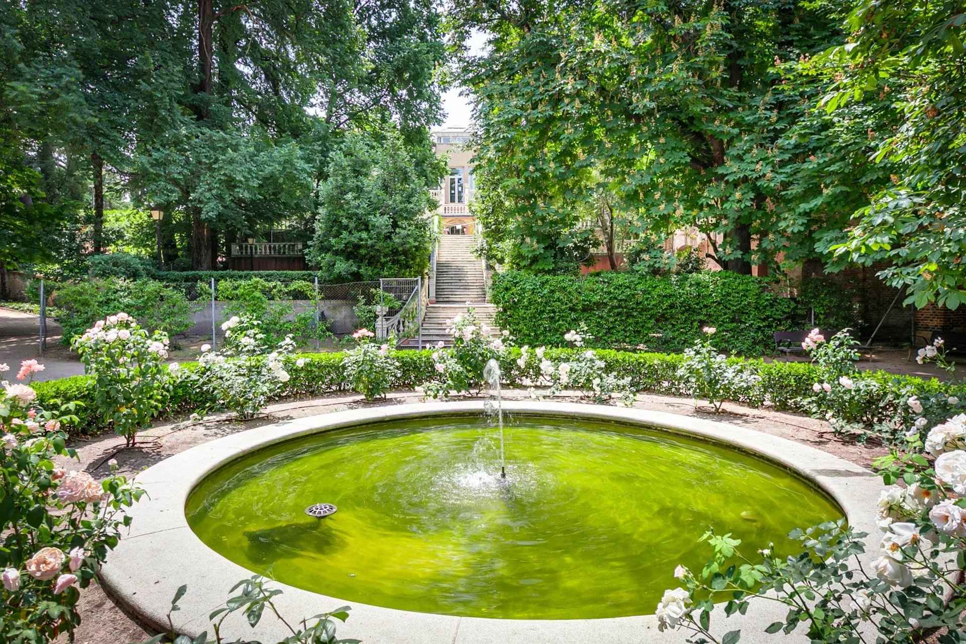 E9070a30d3d19f2fa88004bd1924736a 8019adf9e1 1920 original - Attribut alt par défaut.