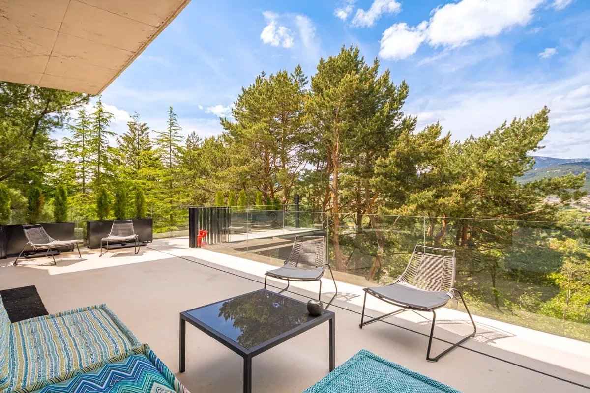 26a375c0b86b3da4b4c700d2e912cb58 a1ca491a7e 1200 original - Attribut alt par défaut.