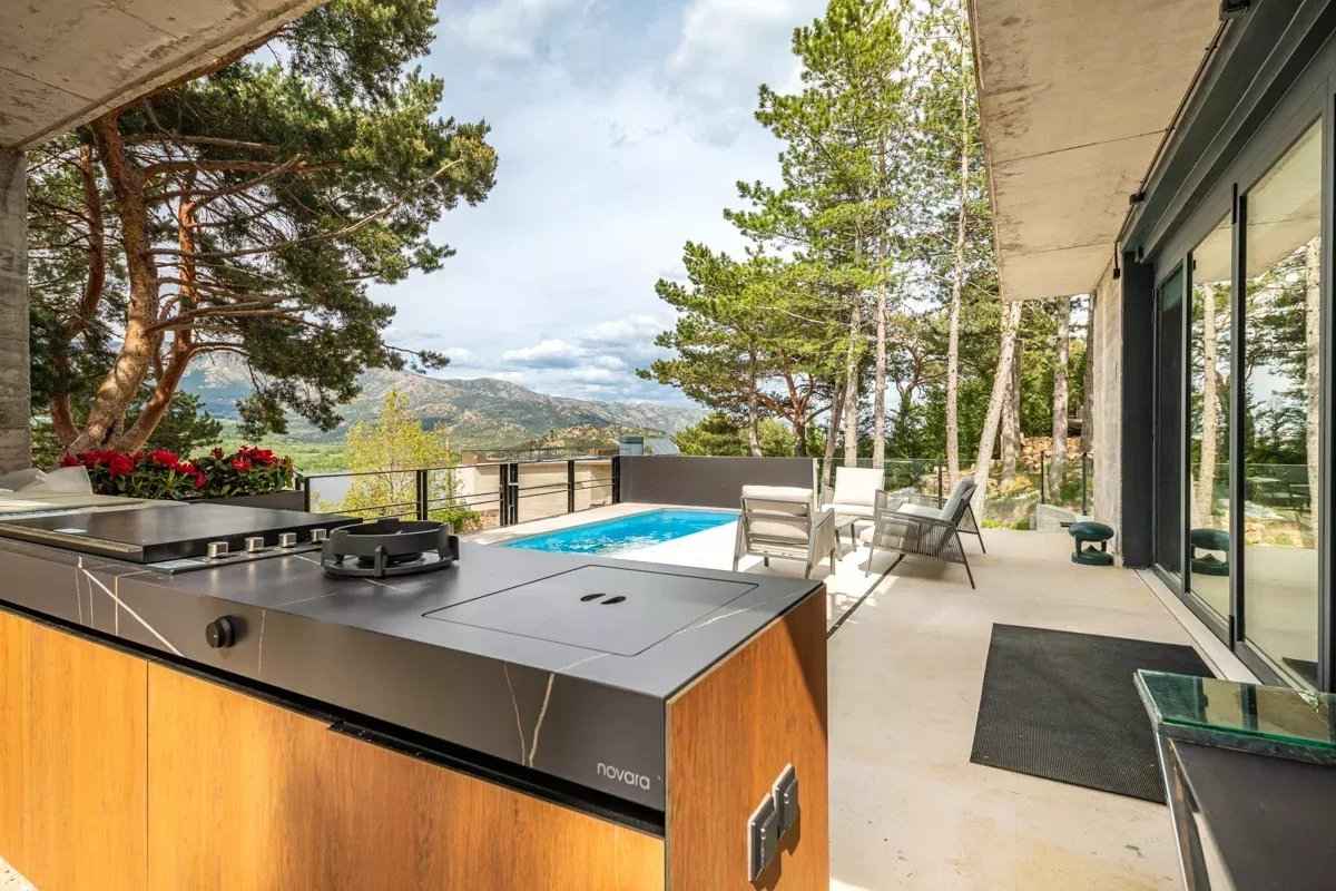 8bf600a55b0d2c978f9c0d435397eecb 4338a56dbb 1200 original - Attribut alt par défaut.