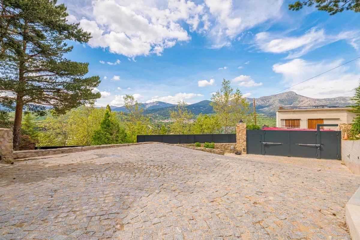 0351054ce243912d58e718c5becc2930 31ca92e52d 1200 original - Attribut alt par défaut.