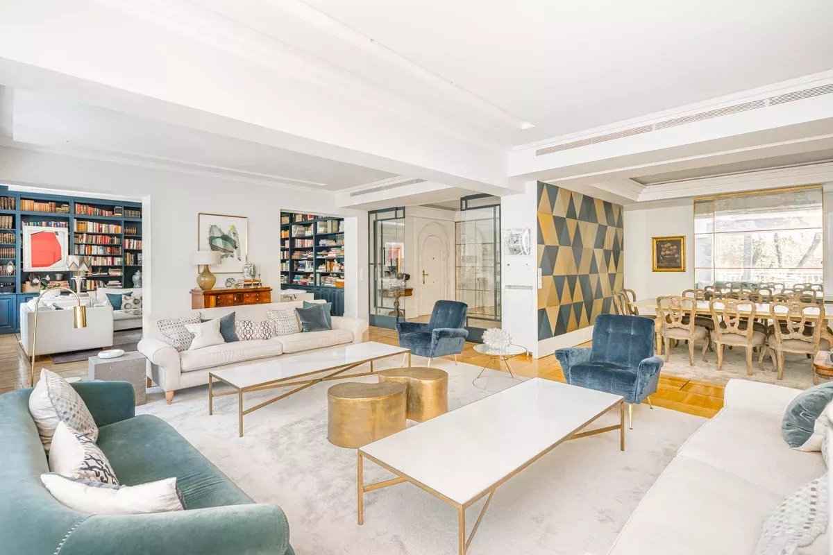 Cb5fe0142cf0c71318e9df8df086e6b4 210e8c4620 1200 original - Translation missing: en.helpers.application.image_tag.default_alt