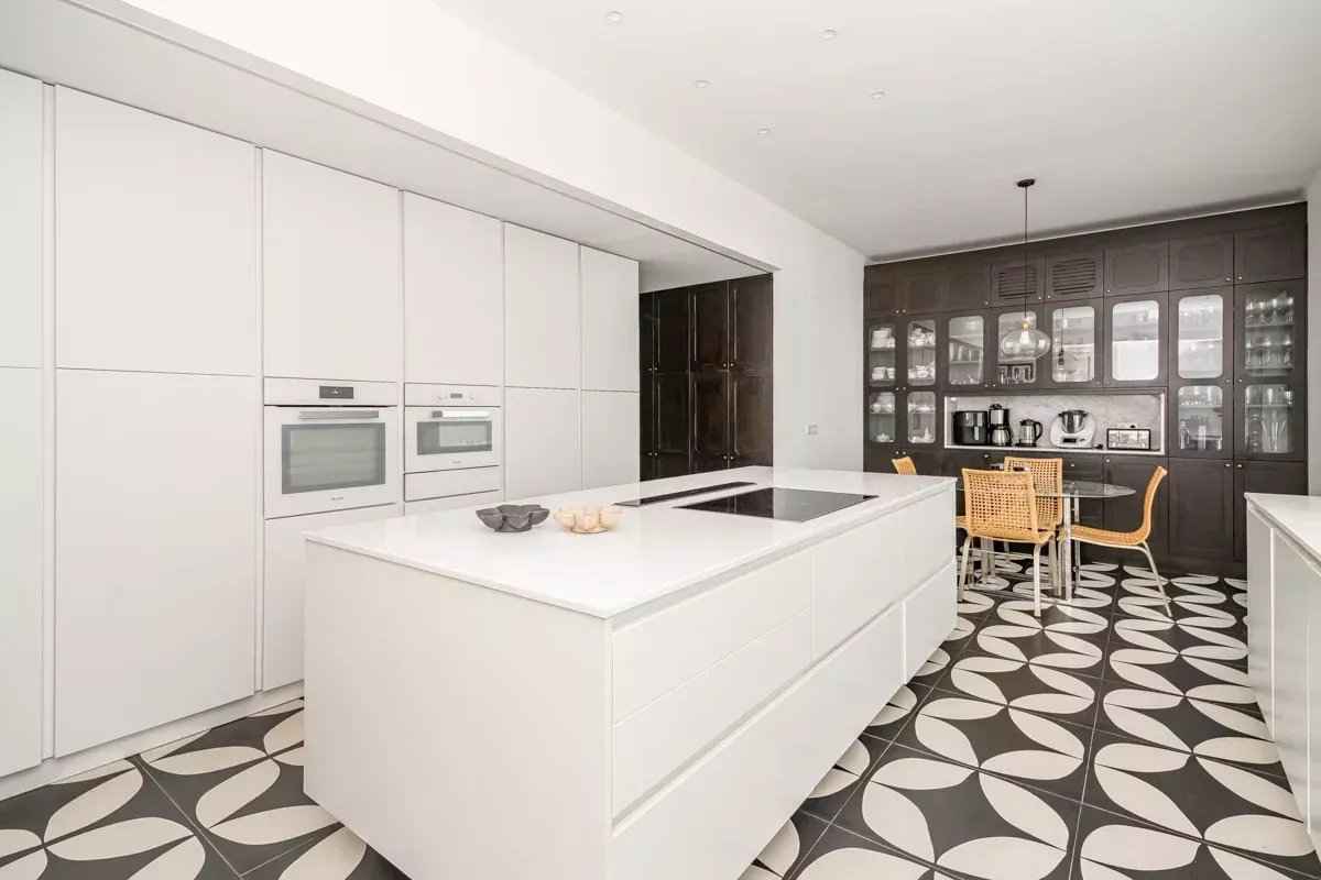 582019255215f99dc86c1d11291b6f89 1250999c39 1200 original - Translation missing: en.helpers.application.image_tag.default_alt