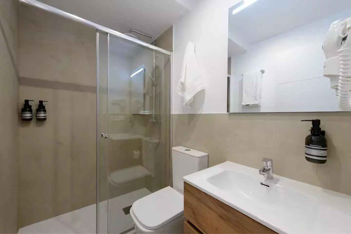 5ec2617e7592c5b37280354681df5a0d e7bcb63355 1440 original - Translation missing: en.helpers.application.image_tag.default_alt