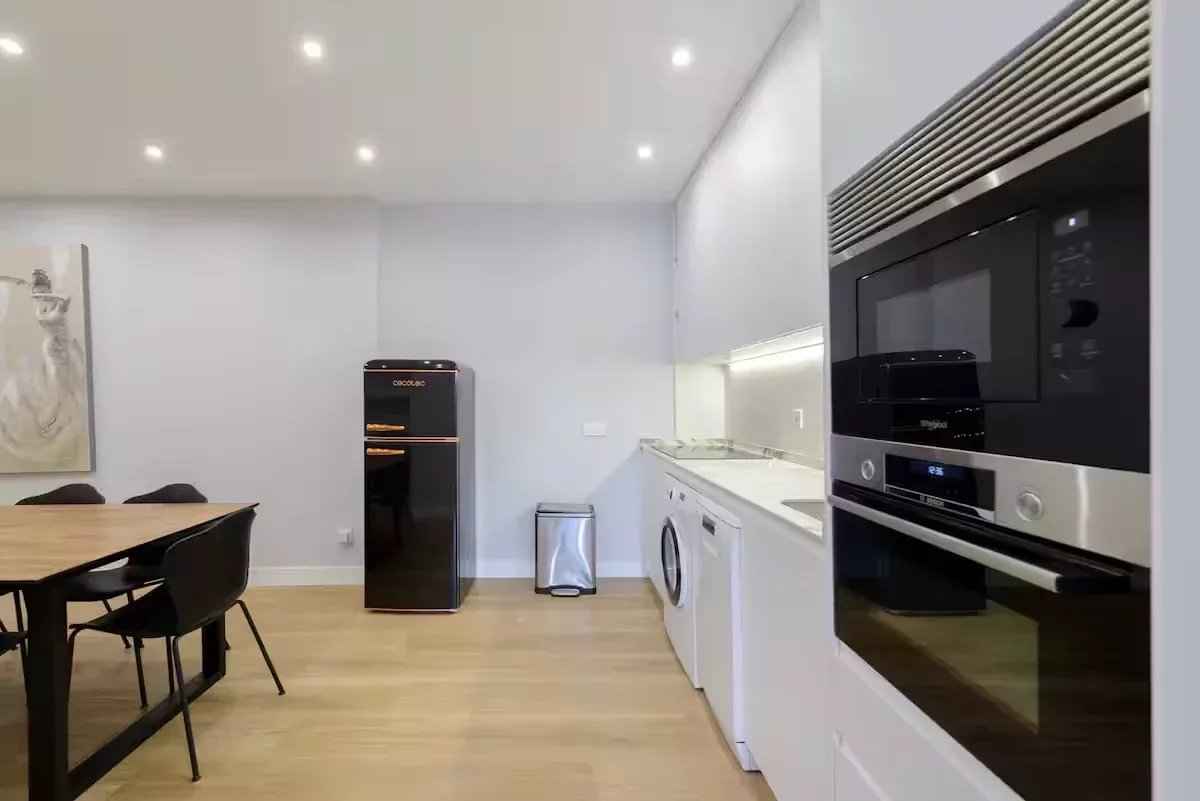 8b2ec0d1fd48f75200a733bfc4d1e039 3056565ea4 1200 original - Translation missing: en.helpers.application.image_tag.default_alt