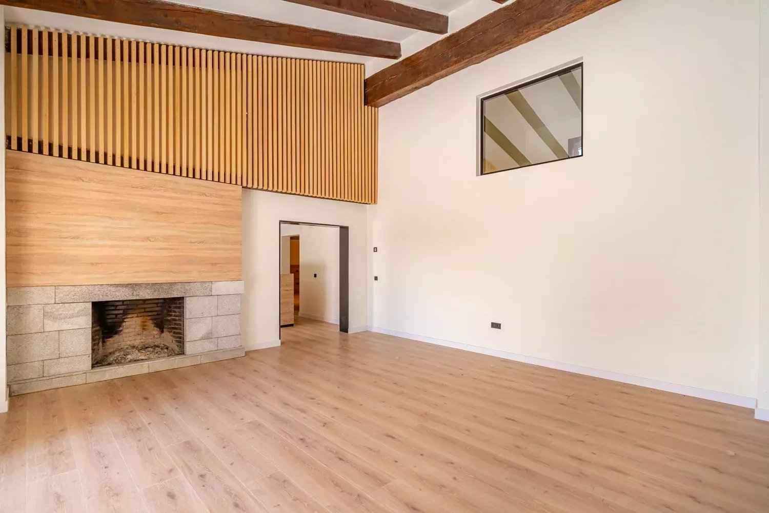 D0e84c329ac26b5d7bb66e4293512845 4d850afaaa 1500 original - Attribut alt par défaut.