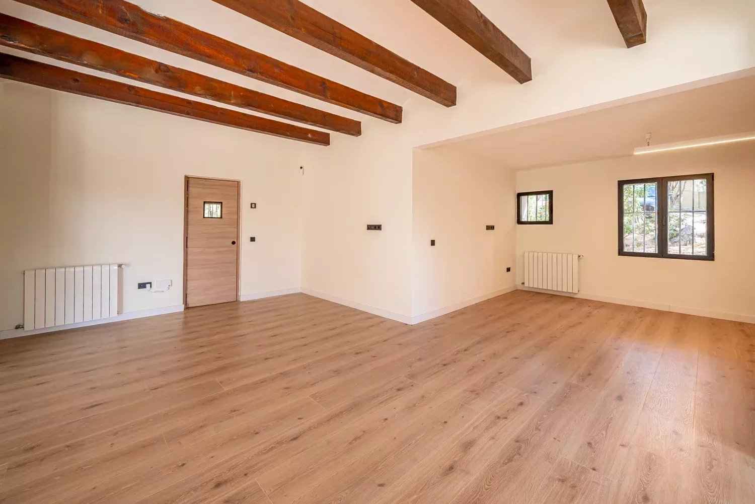 D5b82009cc03f3b9f10537e37d989477 eb44302773 1500 original - Attribut alt par défaut.