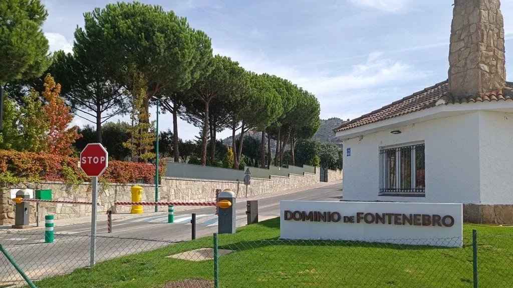 Ba47da2bb4c683100e77e8f0954734a6 1a33bd13c3 1024 original - Attribut alt par défaut.