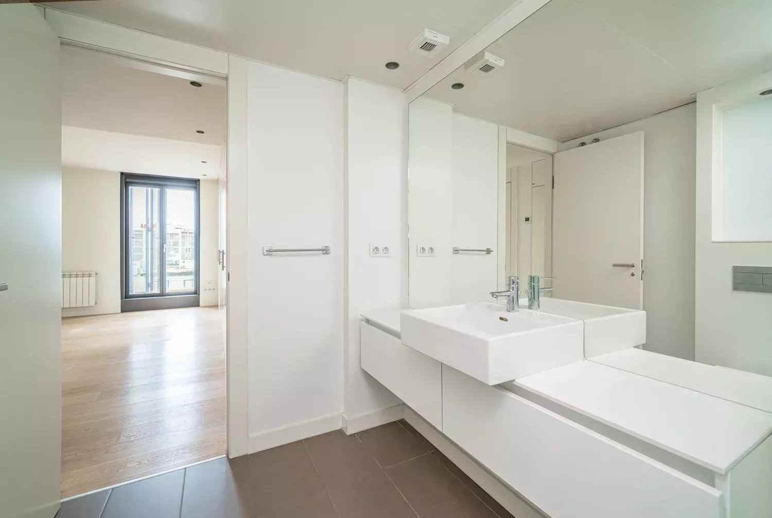 F2e5a9a25e82dfcca3f3caf4d69efde3 20f1817d46 1500 original - Attribut alt par défaut.