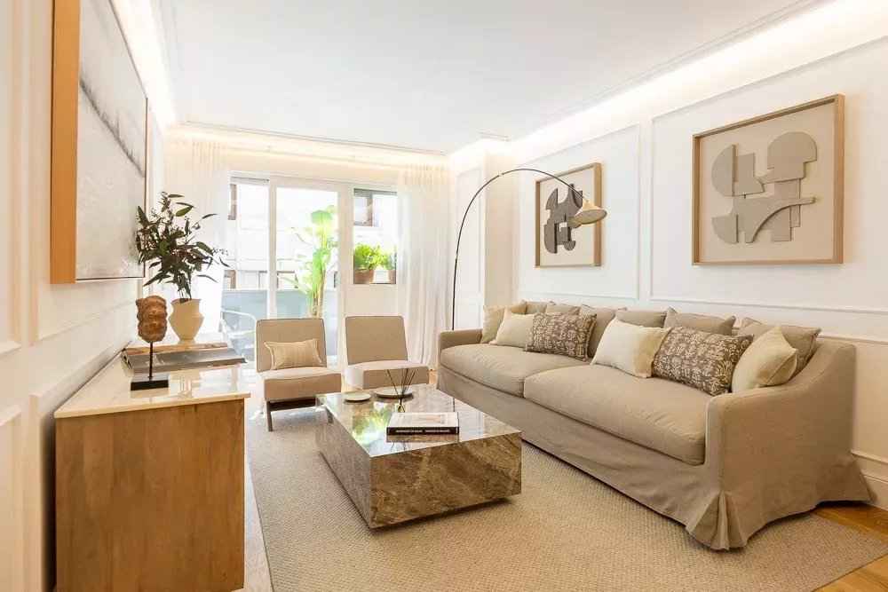 Be3624e61cc03e6b7a9fec8b7259e03a dd2172d450 1000 original - Attribut alt par défaut.