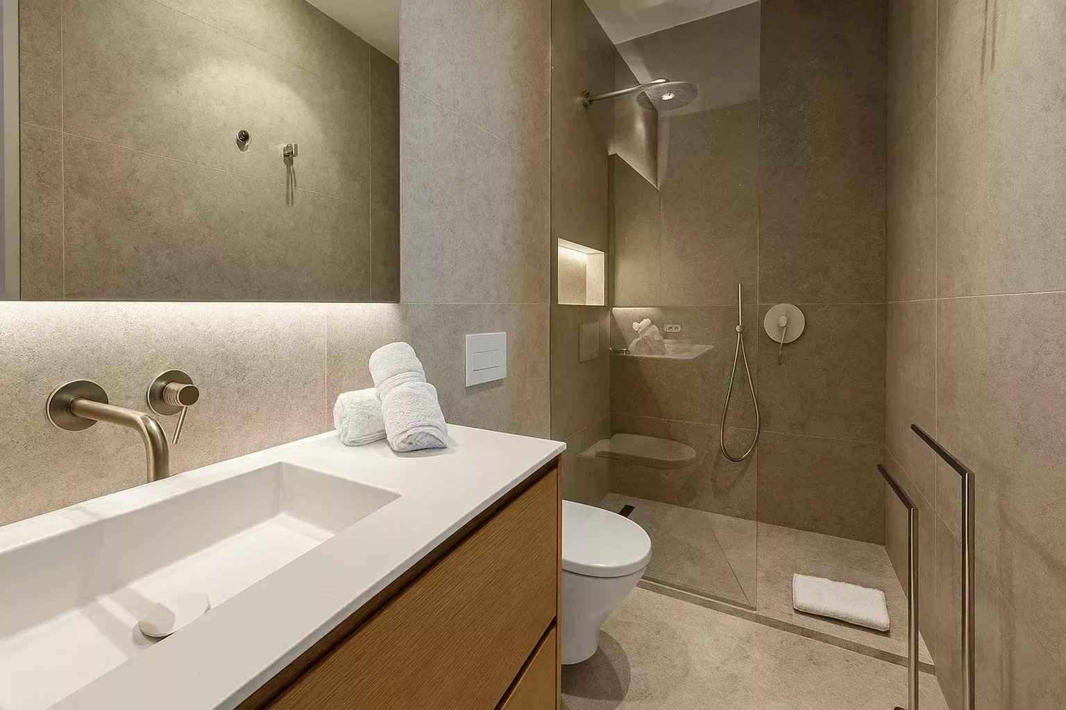 187db891b9bb087a67994b04db699589 8f78209a4b 1536 original - Attribut alt par défaut.