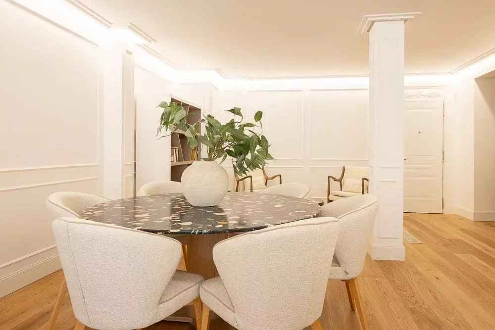 52ac8963a201fe68e1e23d72cef22e6a de7e97f683 1000 original - Attribut alt par défaut.