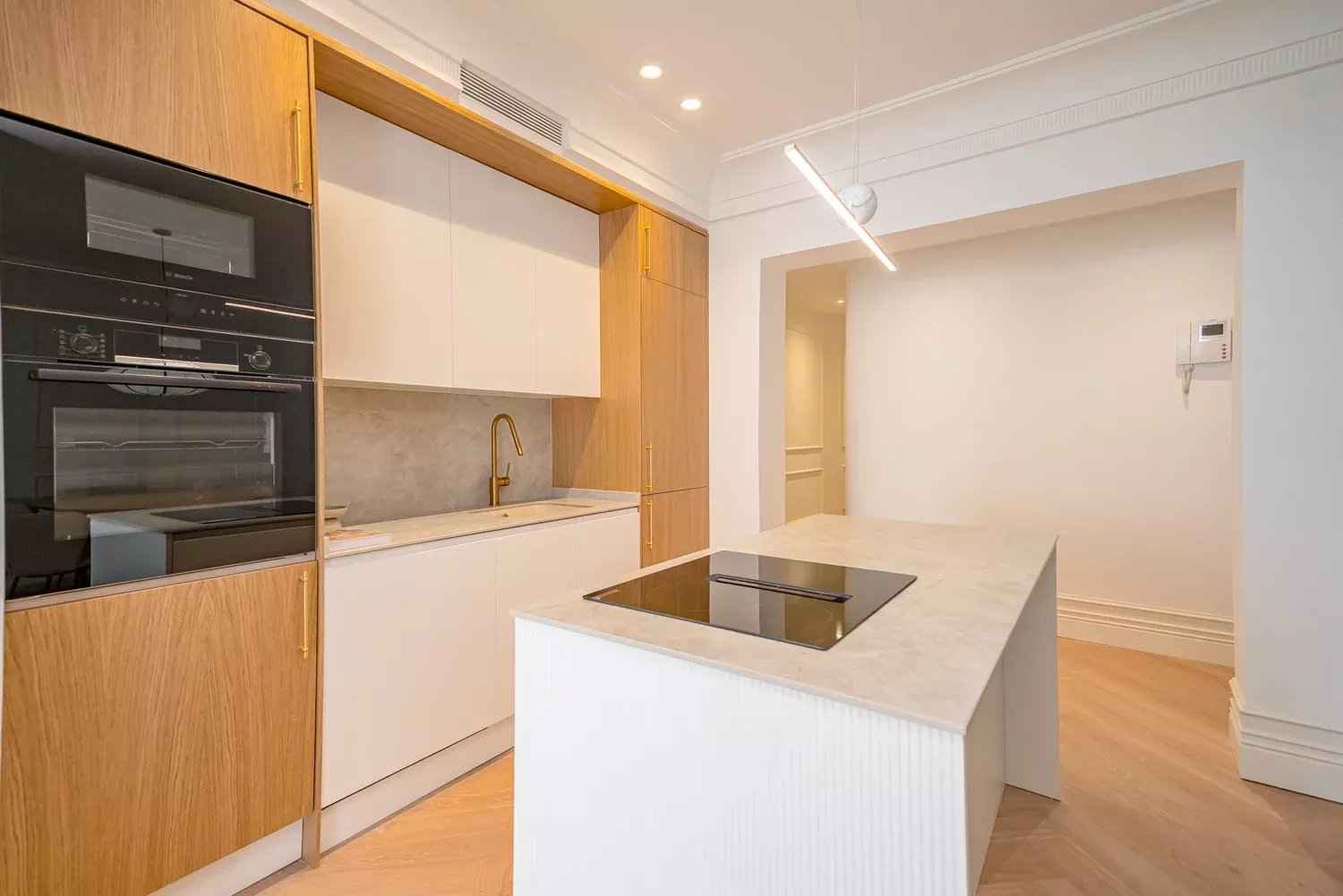 Fff62df7e33df76b355978ca5c0e2fe2 c68c1db1da 1500 original - Attribut alt par défaut.