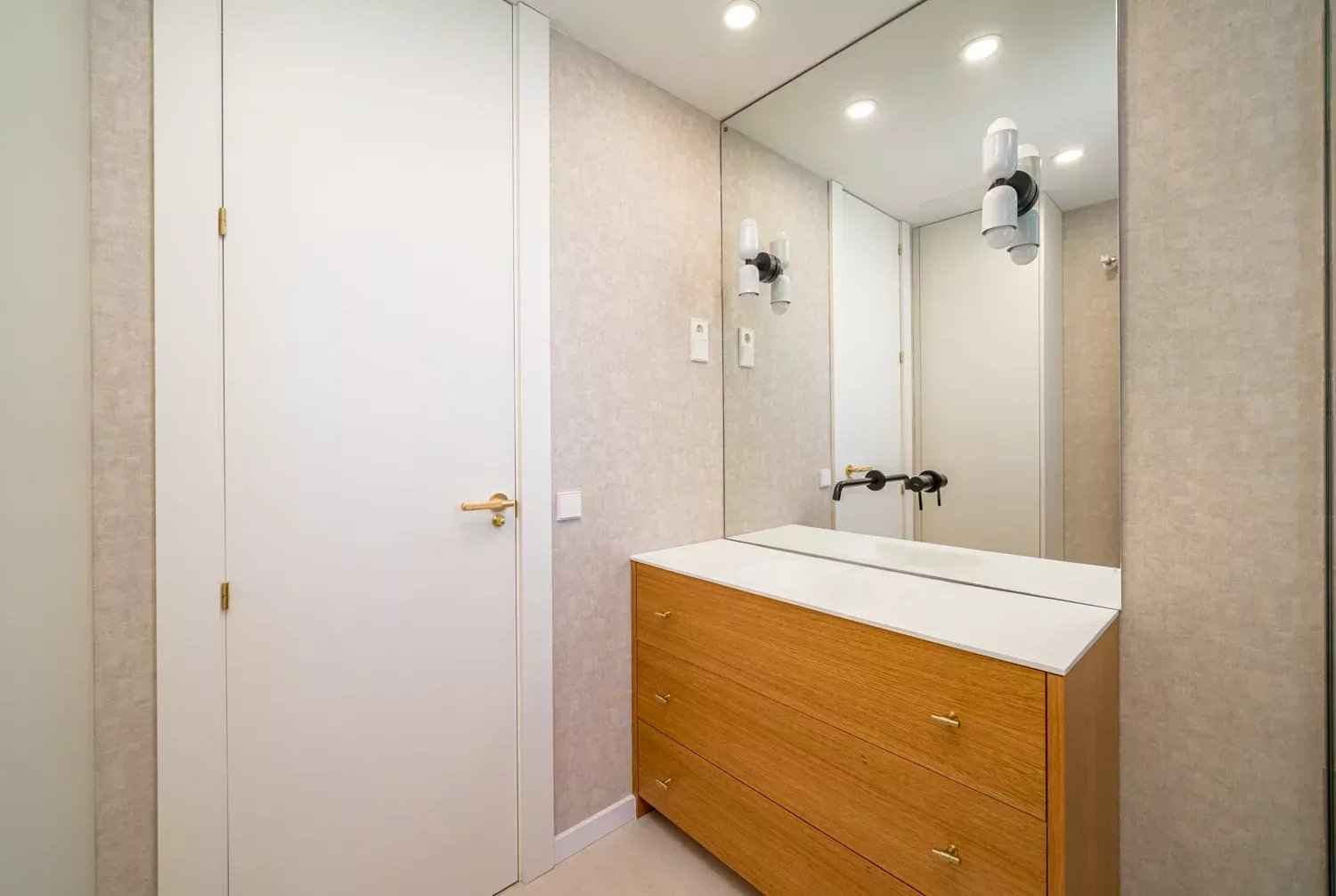 D1f7f0a59596db83c4c5b1f538a764d3 cb3bacda21 1500 original - Attribut alt par défaut.