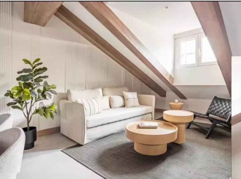 Fbef5620ca3c045e6cda000f9e1e9598 1c6d16fae3 823 original - Attribut alt par défaut.