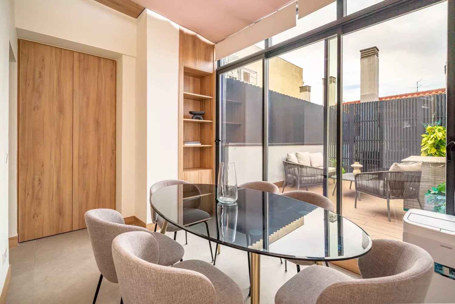 7a2b434ebeb8ad78d4990c369fe98911 30d17ce614 1500 original - Translation missing: en.helpers.application.image_tag.default_alt