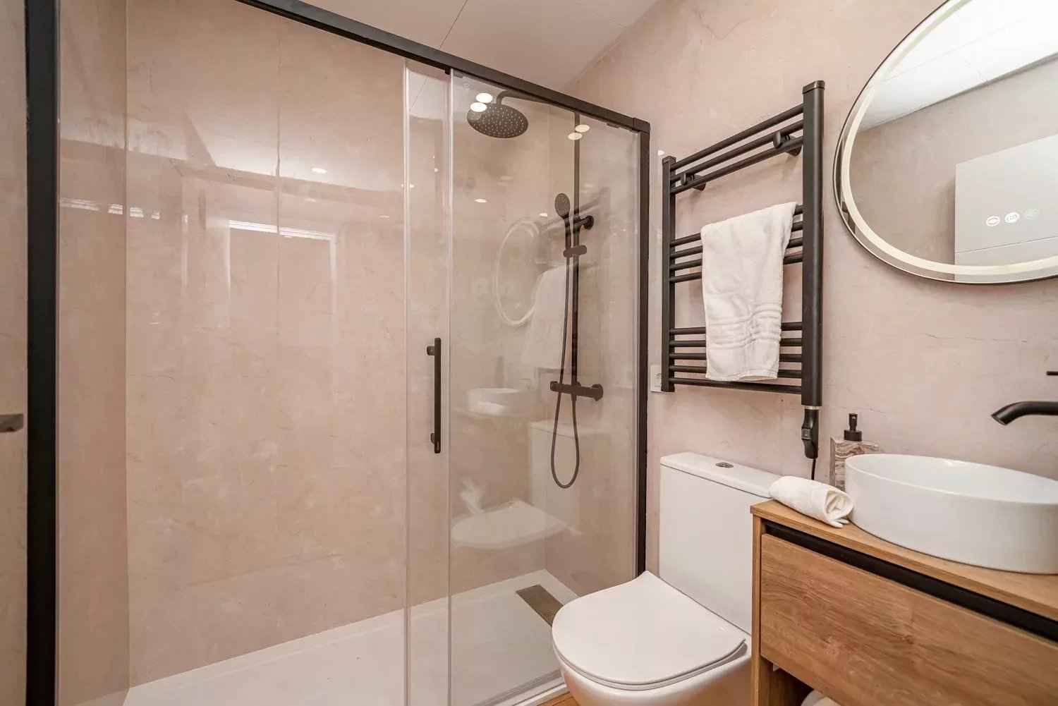 Fdbd5d3de756d3b35aef2614b736c1f4 b96f329e38 1500 original - Attribut alt par défaut.