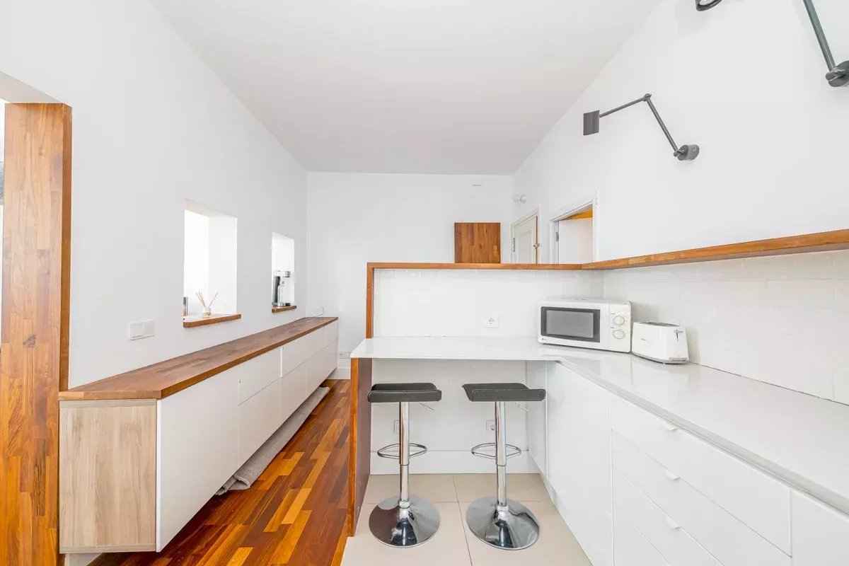 7566a6d67f89053eda8ea4b6fca37681 ddd2ab1e9d 1200 original - Translation missing: en.helpers.application.image_tag.default_alt